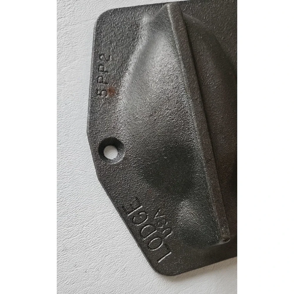 Lodge 5PP2 Cast Iron Perch Fish Pan Cornbread Muffin Hushpuppy Mold USA NWT